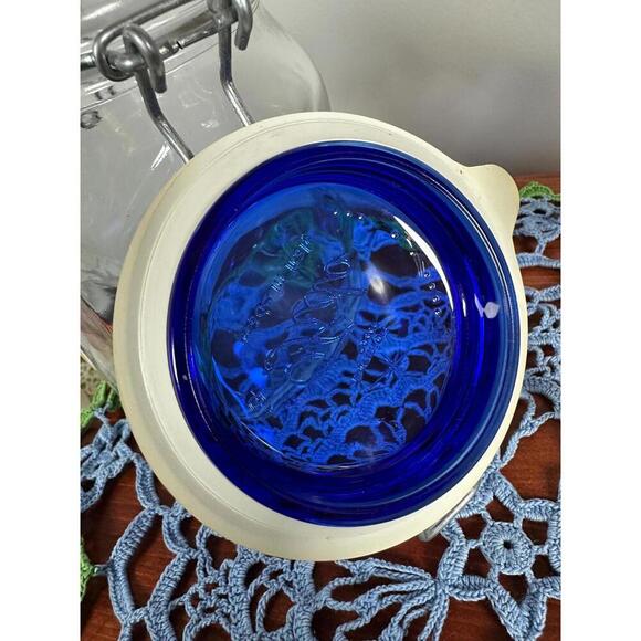 2 Vintage Bormioli Rocco With Cobalt Lids Glass Canning Mason Jars - Picture 6 of 7